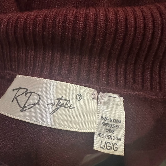 RD Style Stitch Fix Turtleneck Sweater Burgundy Wine Large NWT - Picture 3 of 7